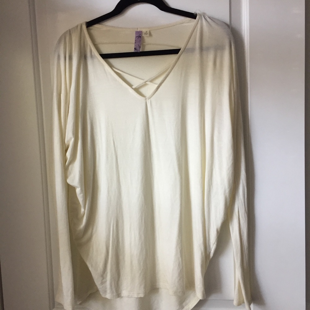 long sleeve shirt, cross in front